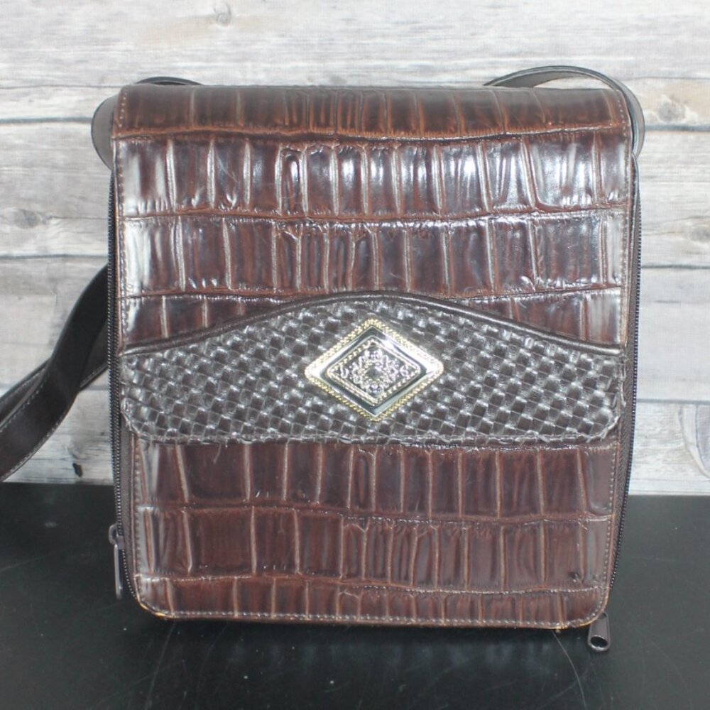 MARLO GENUINE BROWN LEATHER CROSSBODY HANDBAG PURSE WESTERN FLAP COVER  EMBLEM